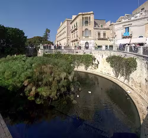 Qué ver en Siracusa y la Isla de Ortigia en un día: 10 cosas que ver y hacer en Sicilia 4 fuente de Aretusa